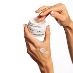 Фото Крем экстраувлажнение с мочевиной и гиалуроновой кислотой для всех типов кожи, 50 мл 4