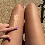 Фото Хайлайтер для тела золотисто-бронзового оттенка, 200 мл 3