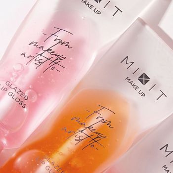 Фото Масло-блеск для губ, оттенок светло-розовый, 5 мл 4