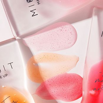 Фото Масло-блеск для губ, оттенок светло-розовый, 5 мл 5