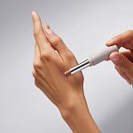 Фото Помада-бальзам для губ, 02, 3 г 4