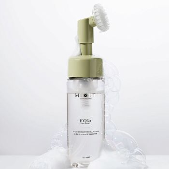 Фото Очищающая пенка для сухой кожи, 150 мл 3