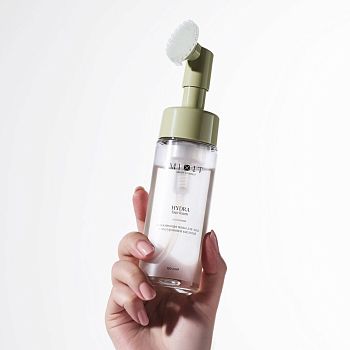 Фото Очищающая пенка для сухой кожи, 150 мл 4