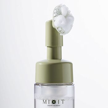 Фото Очищающая пенка для сухой кожи, 150 мл 5