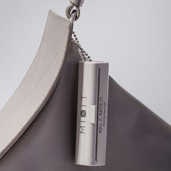 Фото Матирующие салфетки для лица в формате ролика, 30 г 6