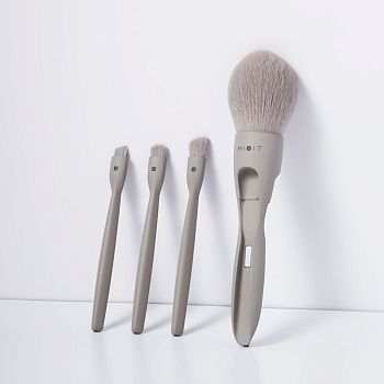 Фото Набор кистей для макияжа 4 в 1 3