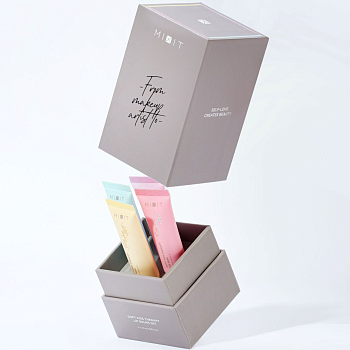 Фото Набор ухаживающих бальзамов для губ 3