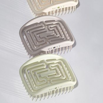 Фото Массажная расческа оливковая 4